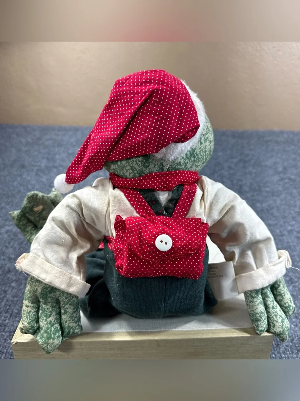 Christmas Frog Plush Decorative Sing Croaks Jingle Bells Tested Works